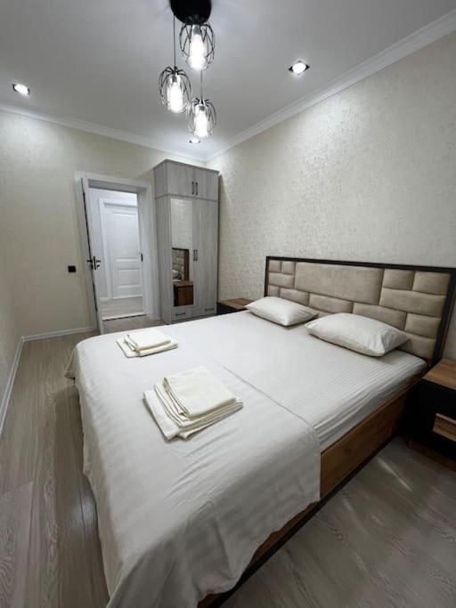 Entire Apartment In Central ヌクス エクステリア 写真