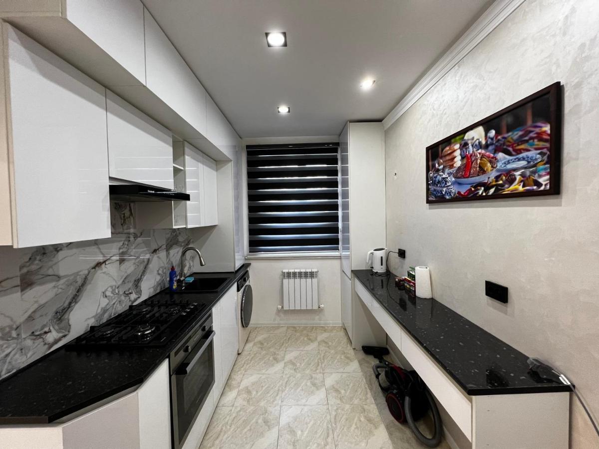 Entire Apartment In Central ヌクス エクステリア 写真